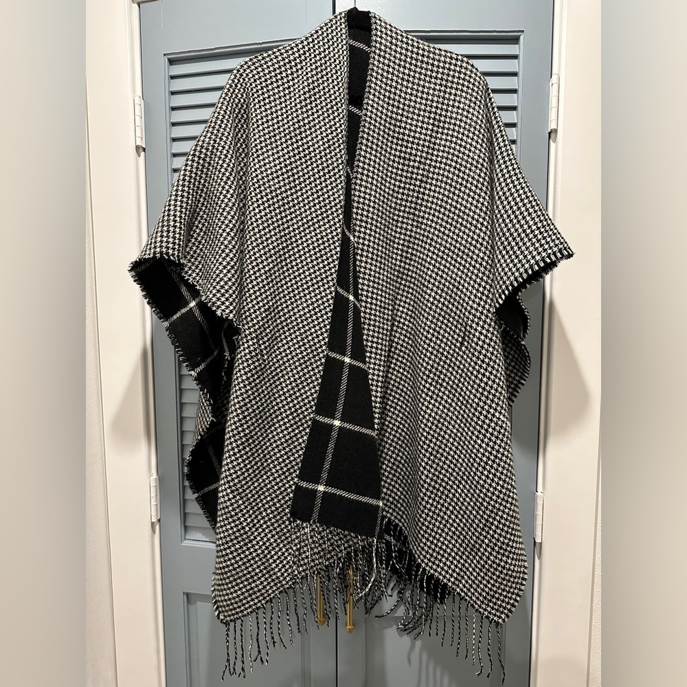 NWOT Michael Stars Reversible Ruana - Picture 5 of 6